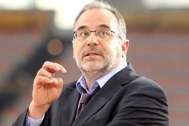 Ο Σκουρτόπουλος καλεί τον Παππά να κάνει αυτοκριτική