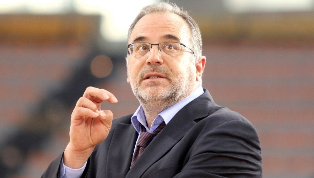 Ο Σκουρτόπουλος καλεί τον Παππά να κάνει αυτοκριτική