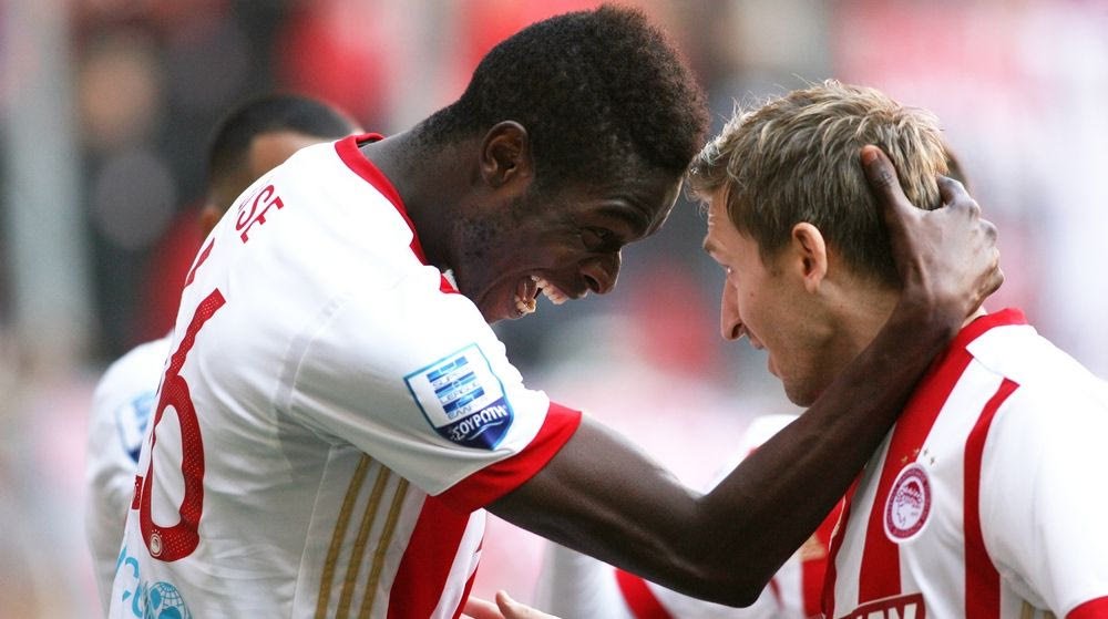 Τι έγραφε μέσα από τη μπλούζα ο Σισέ