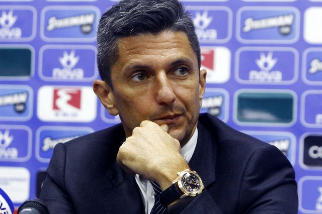 Ούτε τον εαυτό του μπορεί να πείσει ο Λουτσέσκου