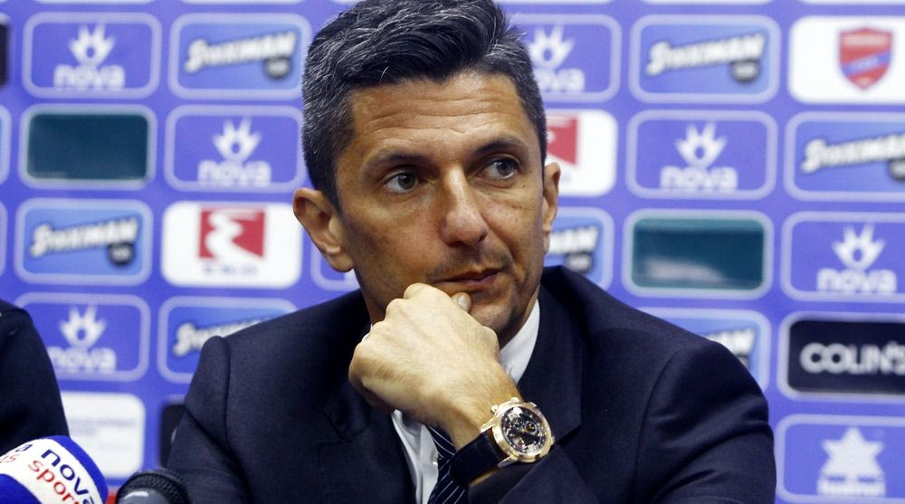 Ούτε τον εαυτό του μπορεί να πείσει ο Λουτσέσκου