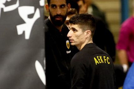 Αποθέωση και φιλί Χιμένεθ σε Μάνταλο