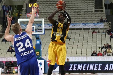 Νίκη με… κάτι σαν μπάσκετ για την ΑΕΚ