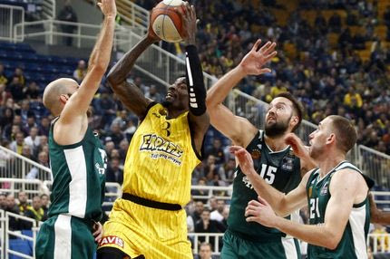 Ο πρώην “πράσινος” Ράιτ “σκότωσε” την ΑΕΚ