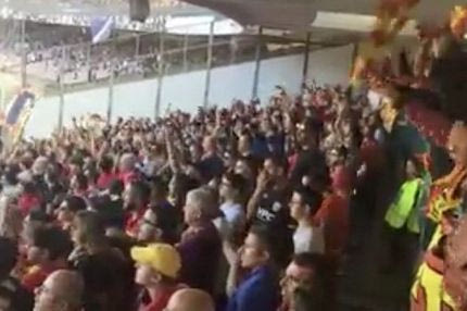 Οι οπαδοί που πήγαν το αυτοτρολάρισμα σε… άλλο επίπεδο!