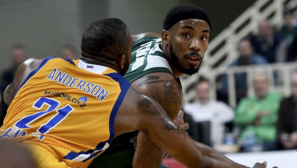 Με 17/27 τρίποντα δεν χάνεις ούτε από τον ΛεΜπρόν