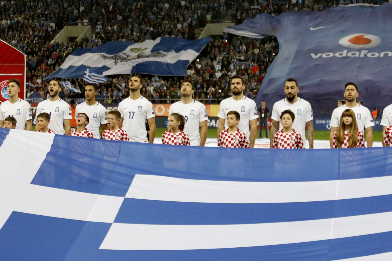 Χειροκρότημα και Εθνικός Ύμνος στο “Καραϊσκάκης” για τους διεθνείς