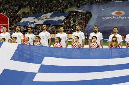 Χειροκρότημα και Εθνικός Ύμνος στο “Καραϊσκάκης” για τους διεθνείς