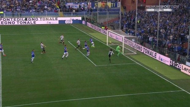 ΓΙΓΑΝΤΑΣ Βιβιάνο, σταμάτησε τον Κουαδράδο με την πλάτη!