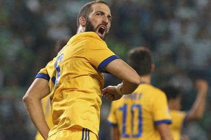 Ο τρόπος που έκανε χαρούμενα τα ball boy ο Ιγκουαΐν