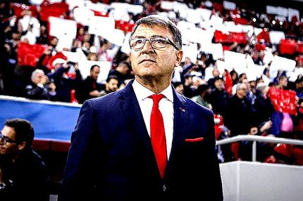 Ο Λεμονής κράτησε τον Ολυμπιακό στο κόλπο