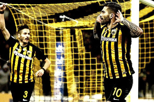 Μανόλο… διώξ’ τους για καμιά βδομάδα!