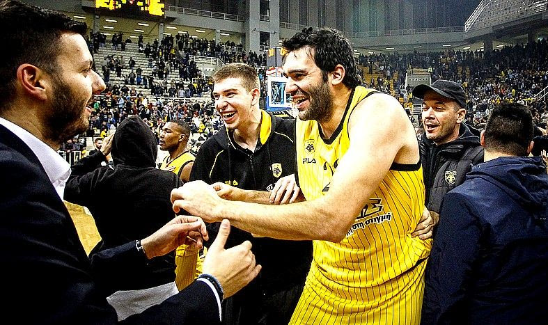 Ο “δικέφαλος” και ο “ακέφαλος”