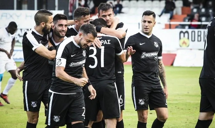 Θες αυτόγραφο; Βάλε το πέναλτι!