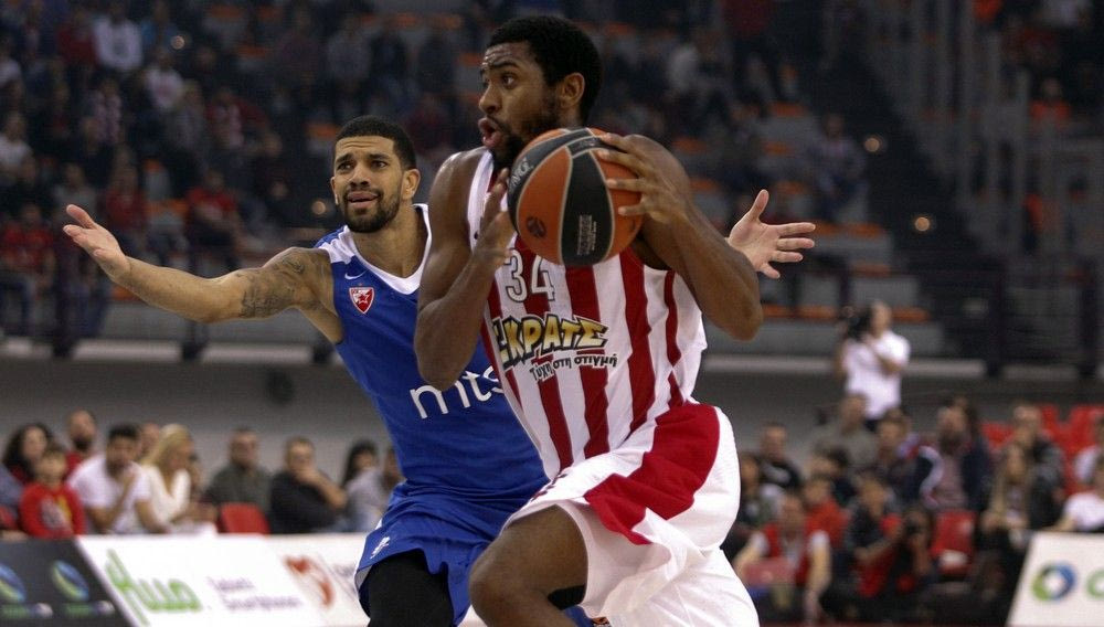 Αστεράτος Ολυμπιακός κορυφής