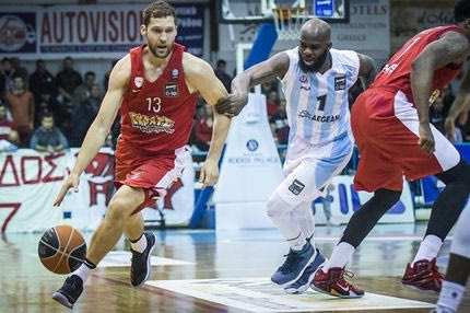 Ο πάγκος του Ολυμπιακού “καθάρισε” τον Κολοσσό