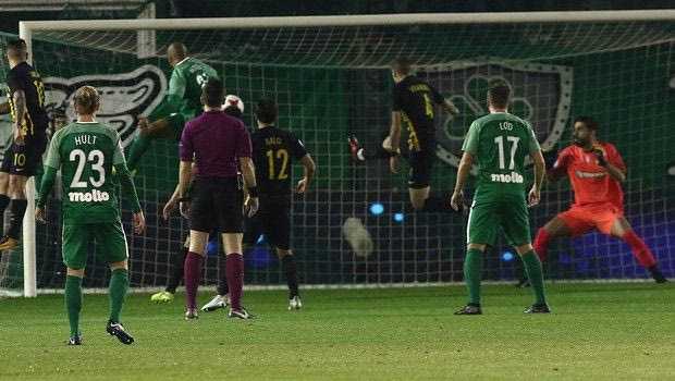 Σφύριγμα στη φάση του γκολ μπέρδεψε τον Λαμπρόπουλο!