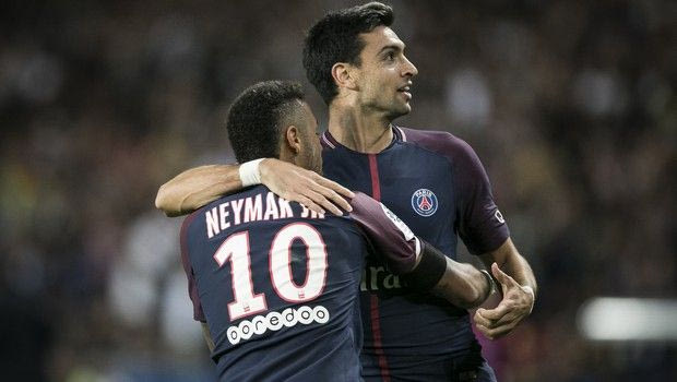 Άφησε τον Μήτρογλου και έβαλε τώρα άσο της Παρί στο στόμα του!