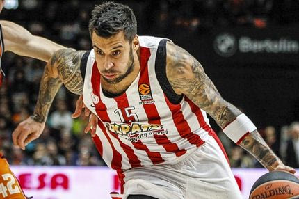 Όσο πληγώνεται, τόσο… πωρώνεται