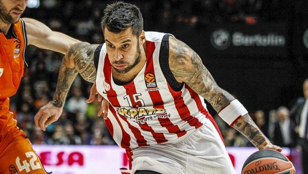 Όσο πληγώνεται, τόσο… πωρώνεται