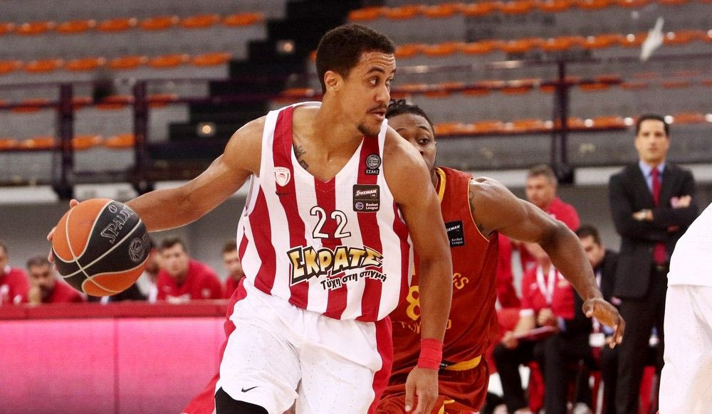 Αυτόν τον Ρόμπερτς έχει ανάγκη ο Ολυμπιακός