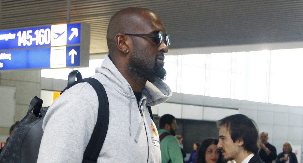 Ο Σίνγκλετον είδε Γιουνάιτεντ και… πάρταρε στο Μάντσεστερ