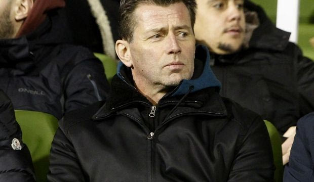 Παρουσία με… νόημα του Σκίμπε στη Λεωφόρο