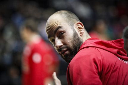 Δεν έπαιξε, αλλά έβγαλε φωτογραφίες ο Σπανούλης