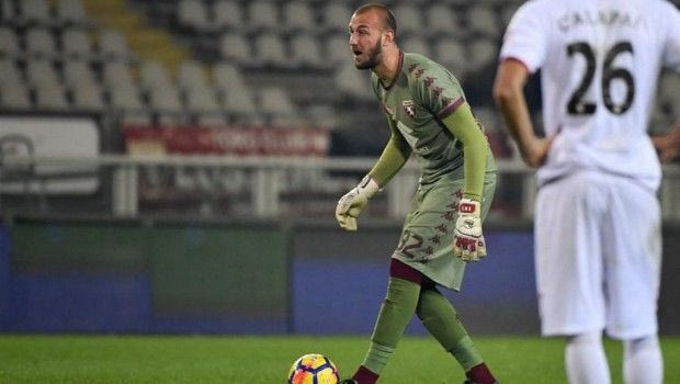 Ο σπεσιαλίστας στα φάουλ για την Τορίνο είναι ο δεύτερος γκολκίπερ της!