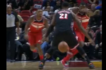 Ο Γουόλ… ντρόπιασε τον Γουάιτσαϊντ