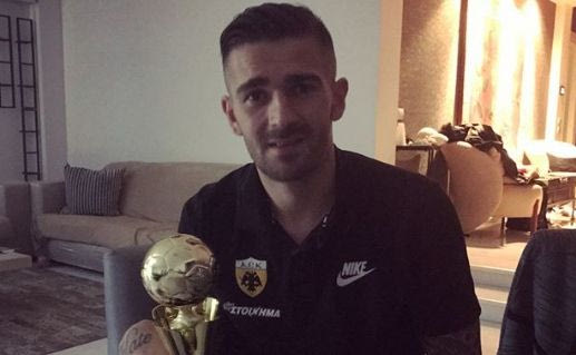 Τι καλύτερο; Ο Λιβάγια γιόρτασε με υπέροχο τρόπο το γκολ του στο ντέρμπι