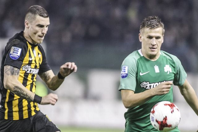 To φιλάκι του Βράνιες στην κερκίδα