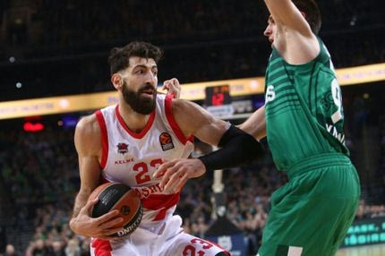 Βρέθηκε… δάσκαλος για τον Σάρας, την “πάτησε” ο Μπαρτζώκας