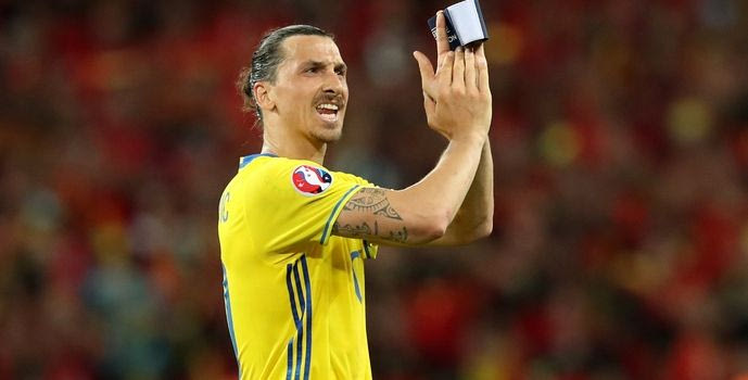 Κι όμως βρέθηκε ποδοσφαιριστής που τόλμησε να ξεπεράσει τον Ζλάταν μετά από 10 χρόνια!