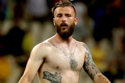 Η απίστευτη ιστορία πίσω από την αποβολή του Σκόνδρα