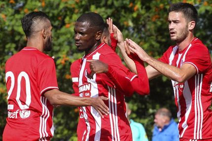 Κομμένοι μεν, αλλά όχι… ξενερωμένοι