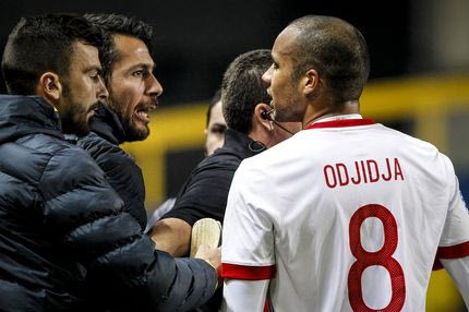 Έφτυσε τον πάγκο του Παναιτωλικού ο Οφόε!