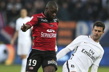 Σφήνα της Σεβίλλης για μεταγραφικό στόχο του Ολυμπιακού