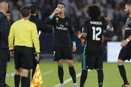 Ο διαιτητής Ρίτσι… τυφλώθηκε και δεν τον βοήθησε ούτε το VAR!