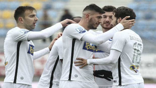 Ούτε στο Κύπελλο έκανε στάση το “τρένο” του Κάναντι