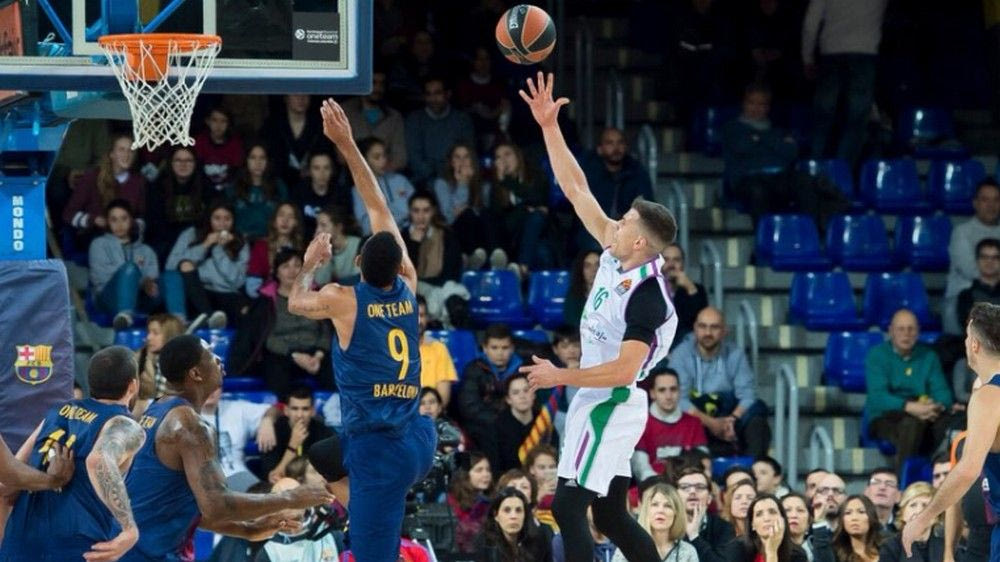 Κατρακύλα για την Μπαρτσελόνα, ήταν ευχή για τη Χίμκι ο Σβεντ