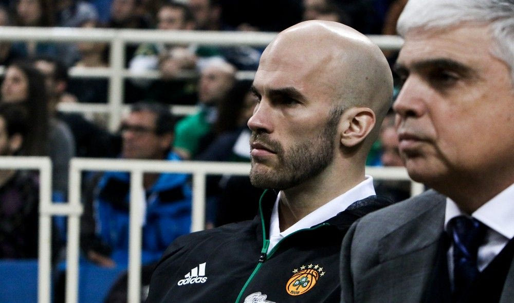 Παντού… Καλάθης: Νικ στον πάγκο, Πατ στην εξέδρα!