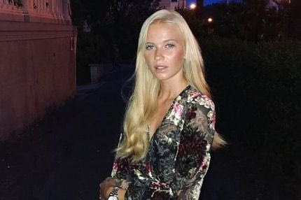 Τρέλανε κόσμο το διχτυωτό καλσόν της συντρόφου του Χίλιεμαρκ