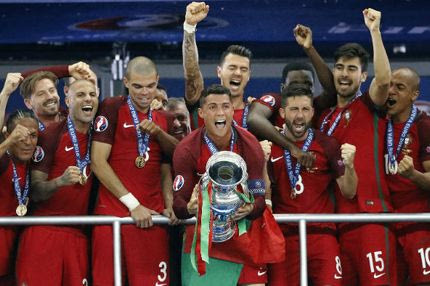 “Πόρτα” στο Βέλγιο και Euro από τη Ρώμη μέχρι το… Μπακού!
