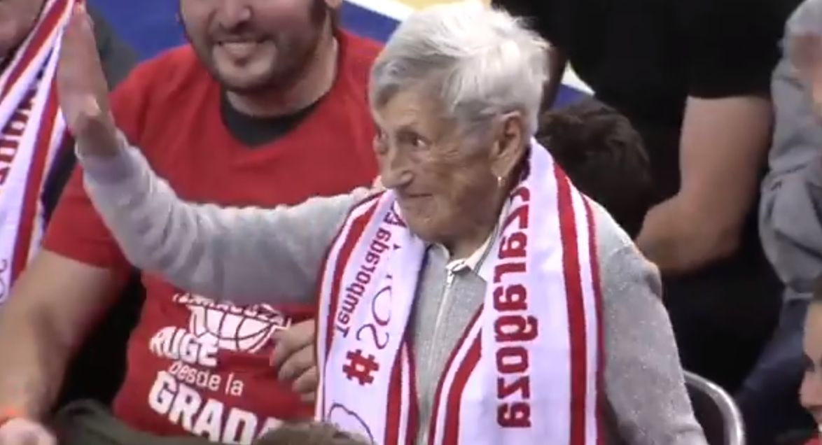 Οπαδός ετών… 100!