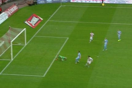 Δεν μέτρησε καθαρό γκολ του Ολυμπιακού