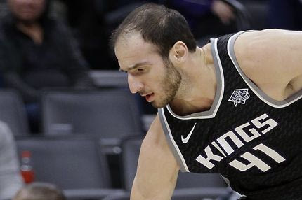 Θα μας τρελάνει όλους ο Κουφός!