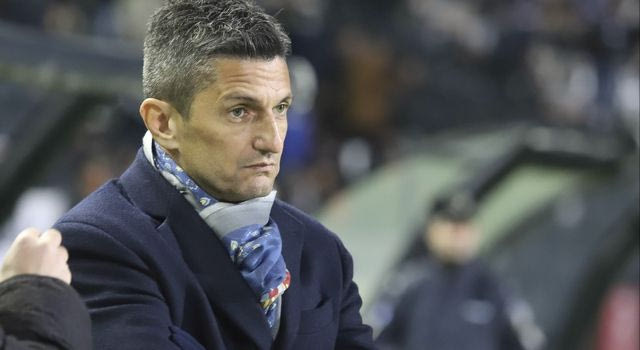 Προσγειώνει για Αζεβέδο ο Λουτσέσκου