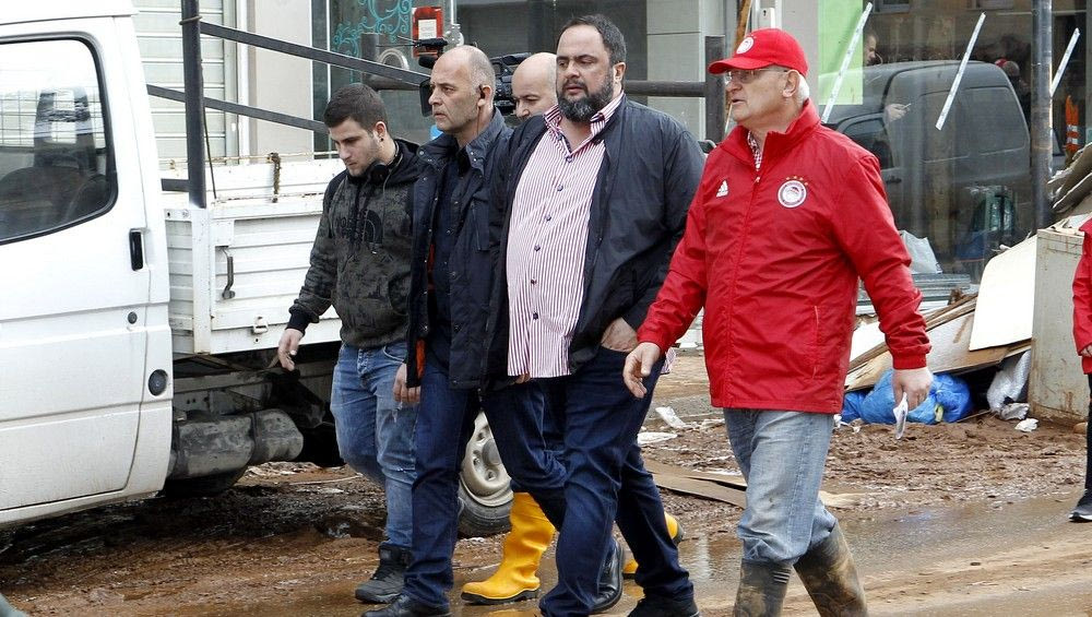 Ο Μαρινάκης, η Μάνδρα και το τριαντάφυλλο