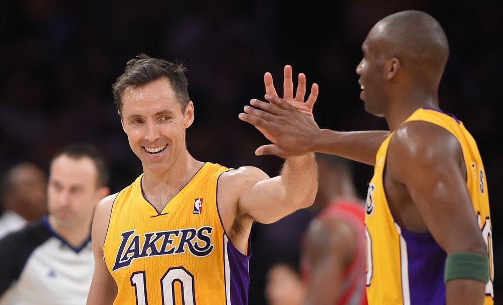 Μην του λέτε του Νας για Λέικερς, θέλει να ξεχάσει…